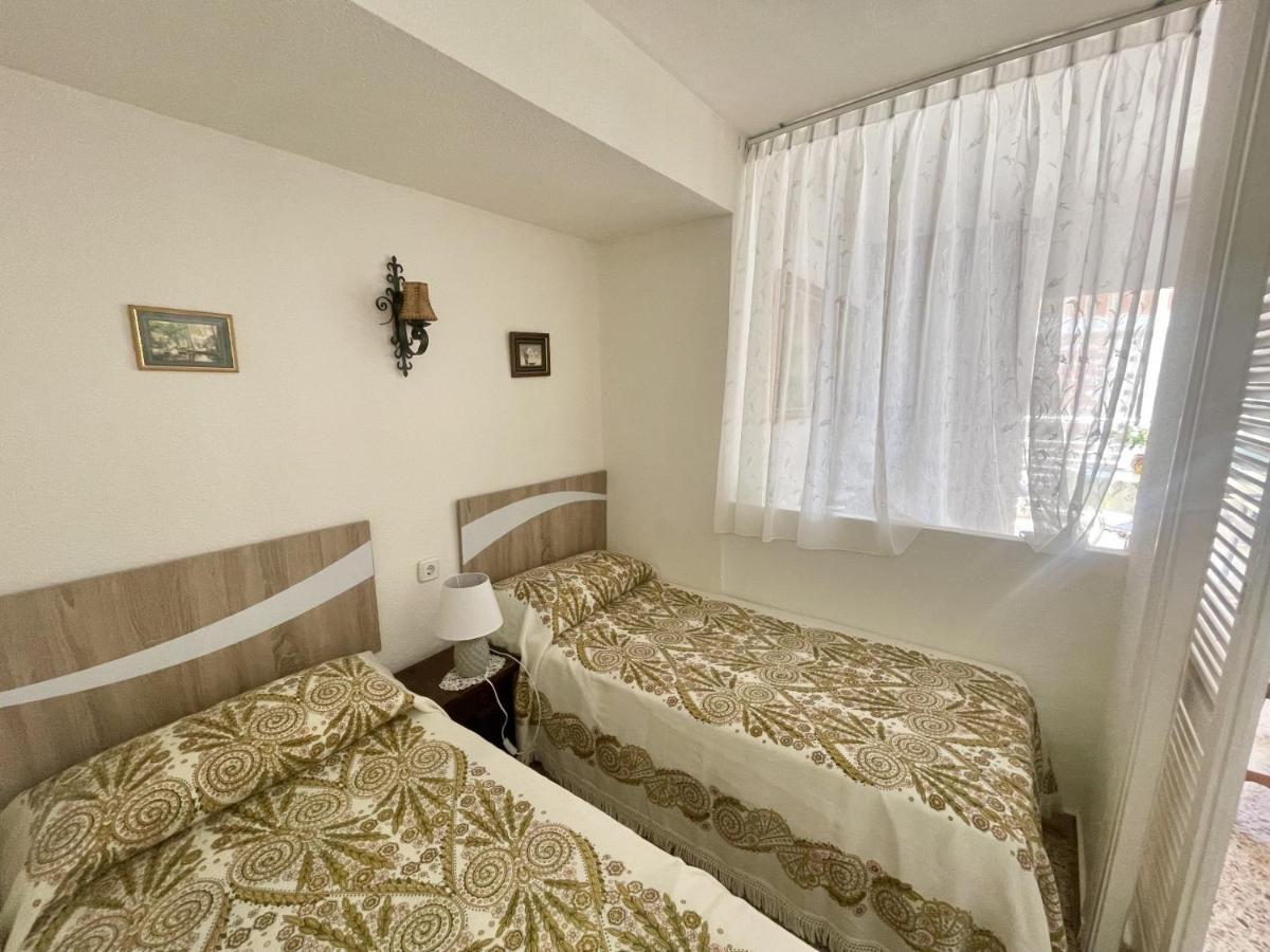 בנידורם Eleven Caballos Apartment מראה חיצוני תמונה